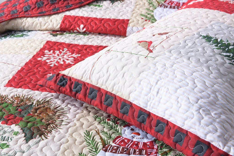 MarCielo 3 Piece Christmas Quilt Set