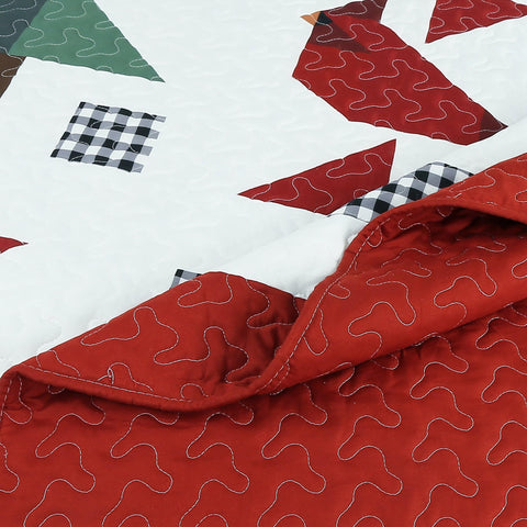 MarCielo 3 Piece Christmas Quilt Set