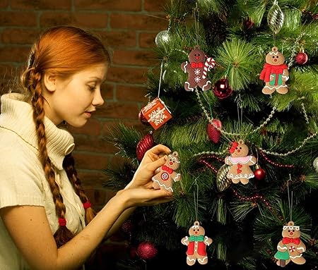 12-Pack Plastic Gingerbread Man
